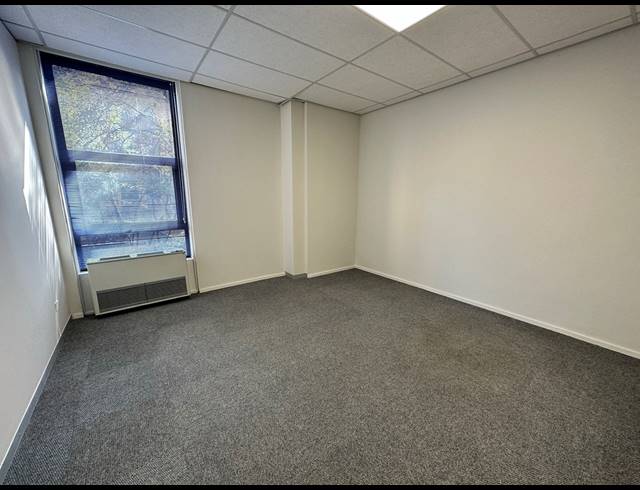 2,000M² OFFICE TO LET IN ROSEBANK